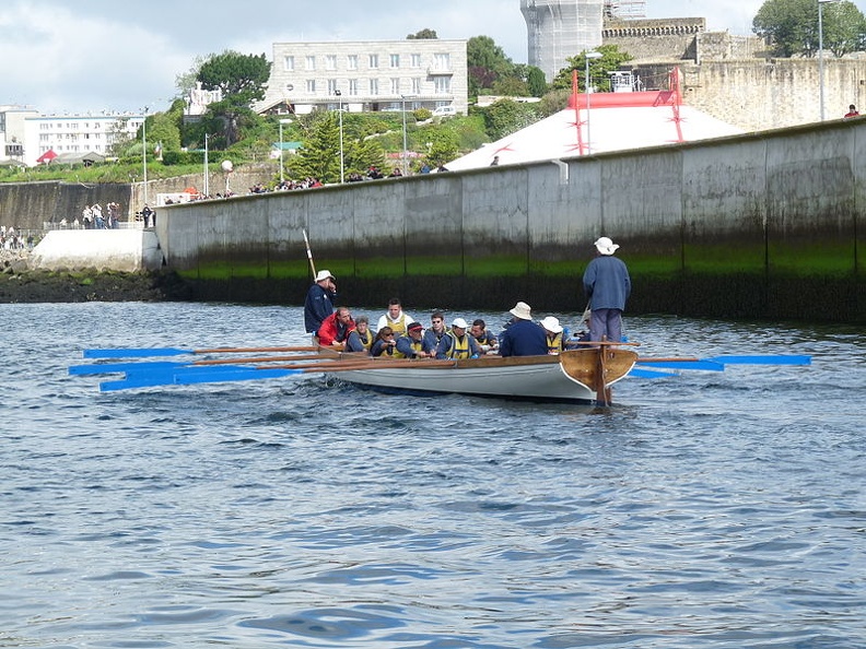 800px-Brest2012-Yole_TL_à_identifier.JPG