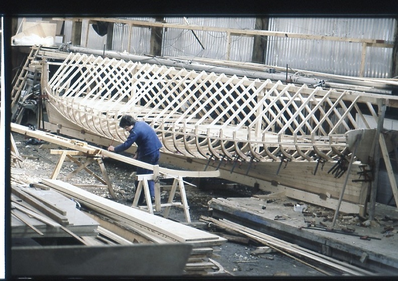 Fraternité a été construite en 1985-1986.